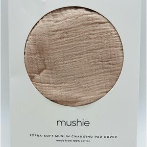 MUSHIE EXTRA SOFT MUSLIN COTTON CHANGING PAD COVER NIB COLOR IS FOG